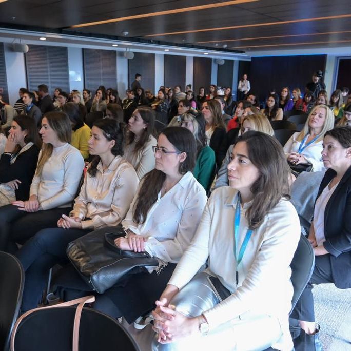 Primer Encuentro de Mujeres y Diversidades del Sector Aeronáutico.