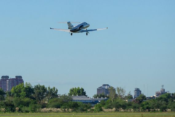 Autorizaciones de ingreso a espacio aéreo controlado.