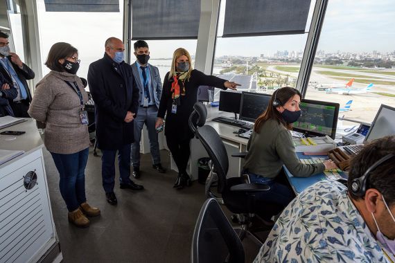 Visita del ministro a Aeroparque.